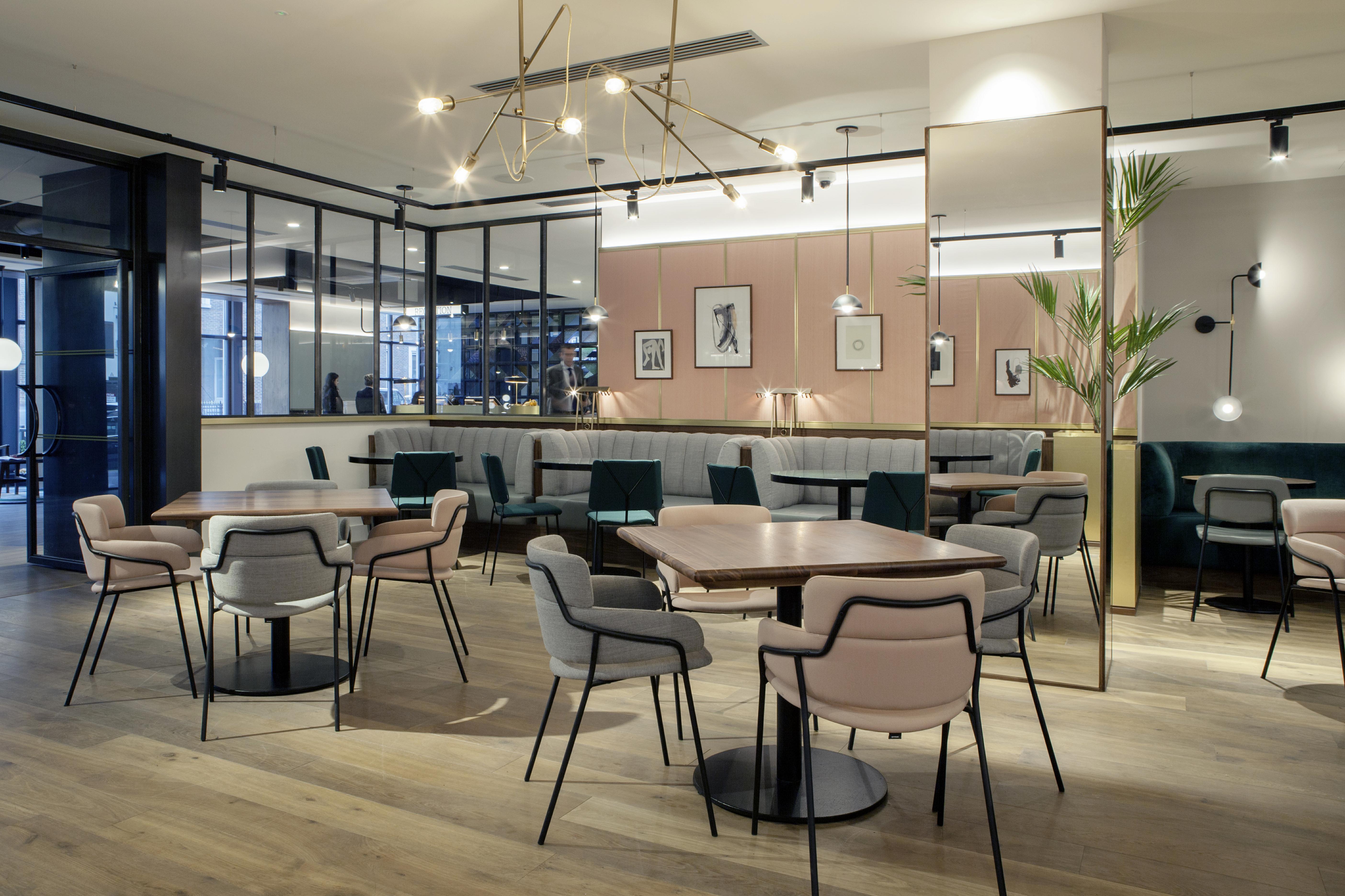 The Alex Hotel Dublin Exterior photo
