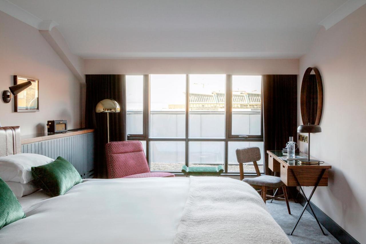 The Alex Hotel Dublin Exterior photo